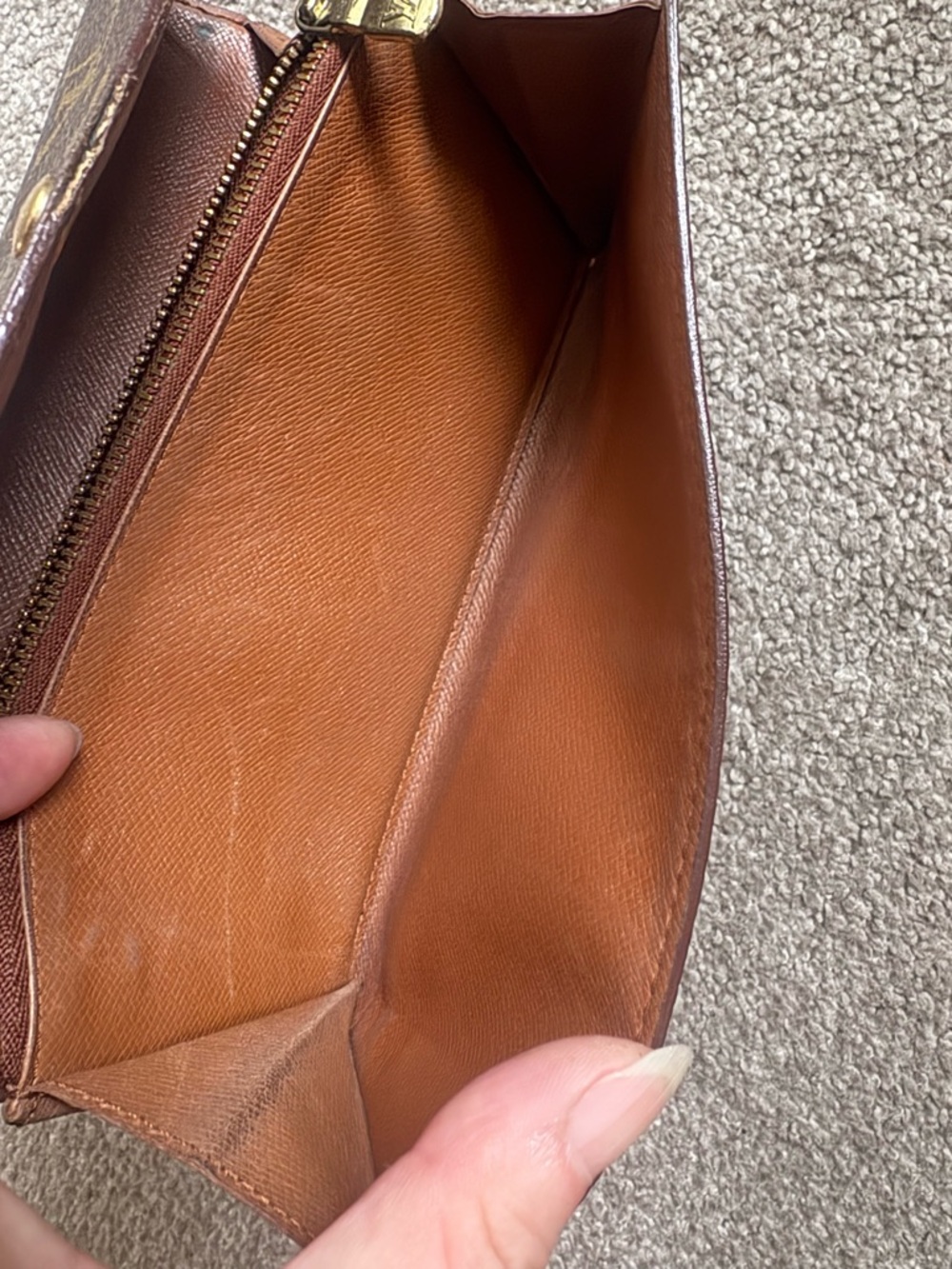 Auth Louis Vuitton Monogram Sarah wallet - Picture 7 of 14